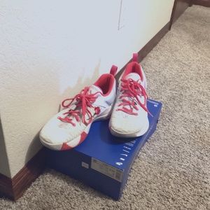 Giannis Immortality 1 Valentine’s Day Rose Nike Mens 9